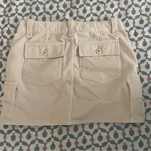 Aritzia denim forum the 90s utility cargo skirt size 24 - Picture 3 of 5